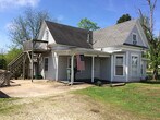 Primary Photo - 5 Bedroom 2 Bath Extremely close to U of A !