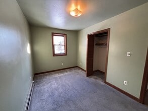 Building Photo - 42 Camp Benson Rd