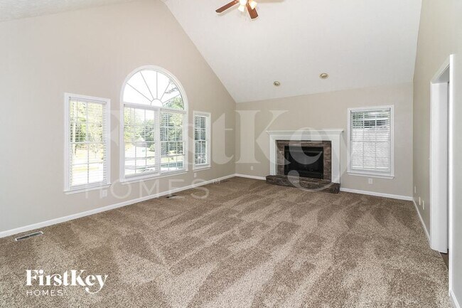 Foto del edificio - 112 Wood Gate Dr