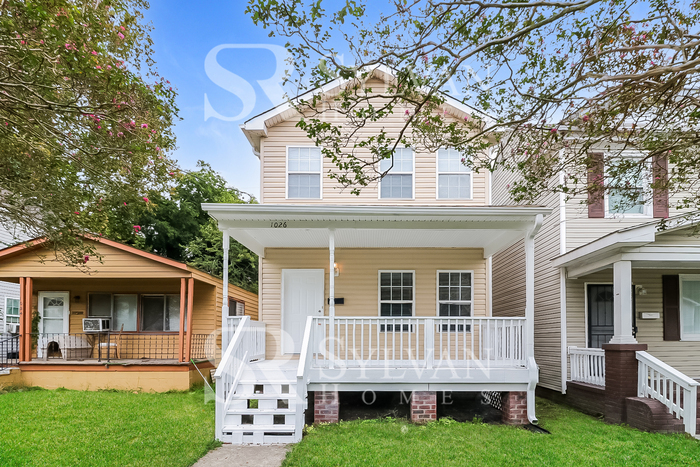 Primary Photo - The living is easy in this 3 bedroom, 2.5 ...