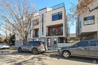 Building Photo - 3814 Zenobia St
