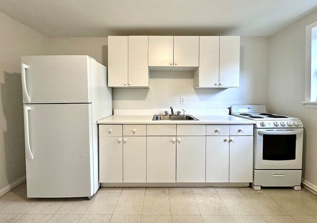 Photo - 12 Vinal St Apartment