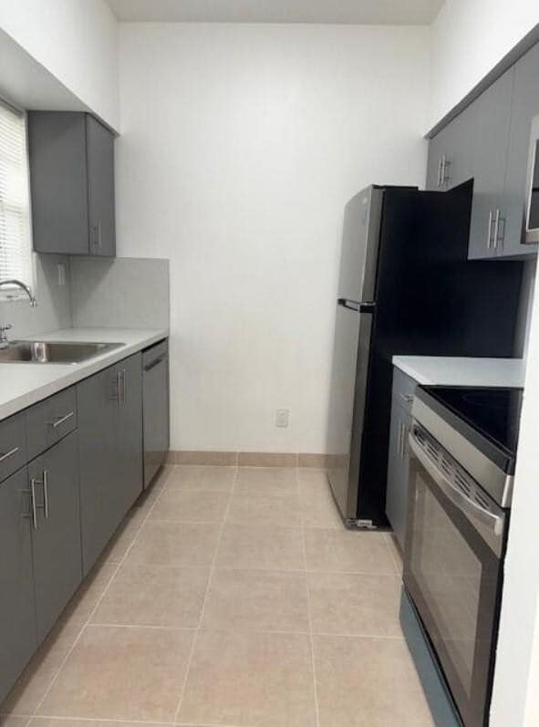 Foto del edificio - 660 Cypress Club Way