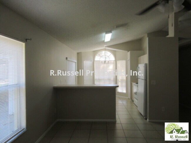 Foto del edificio - 1004 Hamlet Dr