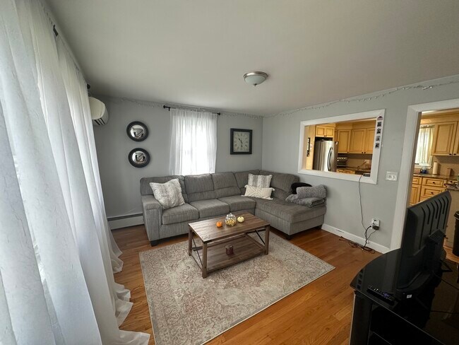 Foto del edificio - 65 Sherry Ave