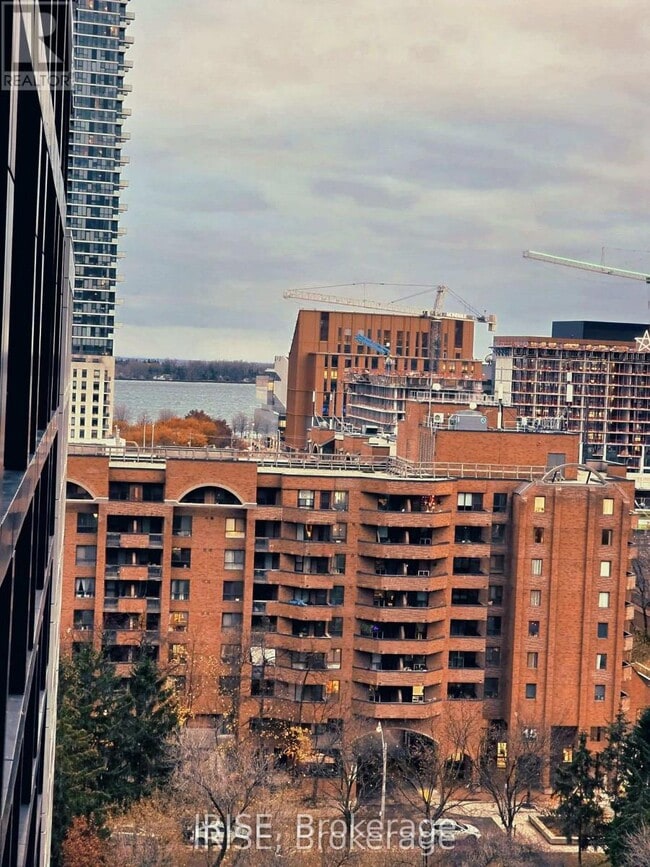 Building Photo - 70 Princess St