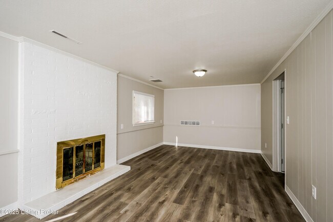 Foto del edificio - 3702 Iron Horse Way