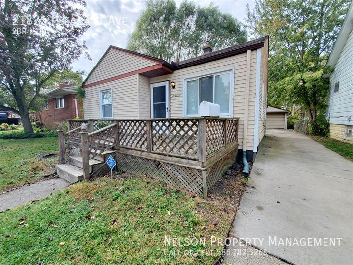 21825 Pleasant Ave, Eastpointe, MI 48021 House Rental in Eastpointe