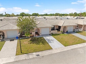 Building Photo - 5428 Larchmont Ct