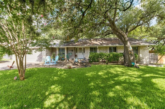 Foto del edificio - 7110 Sungate Dr