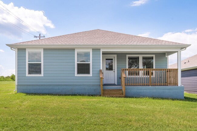 Building Photo - Brand New Home Waiting For you!