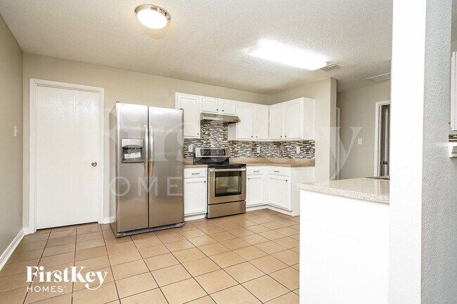 Foto del edificio - 2549 Barksdale Dr