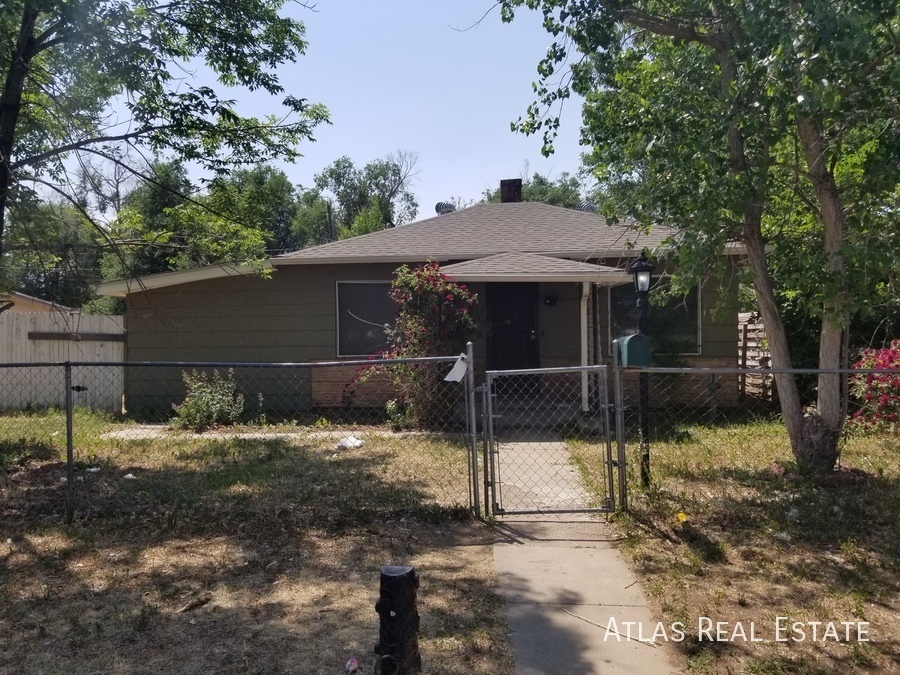 Foto principal - 1353 Willow St