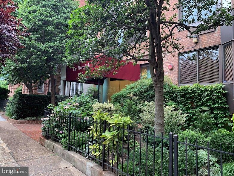 Primary Photo - 1825 T St NW