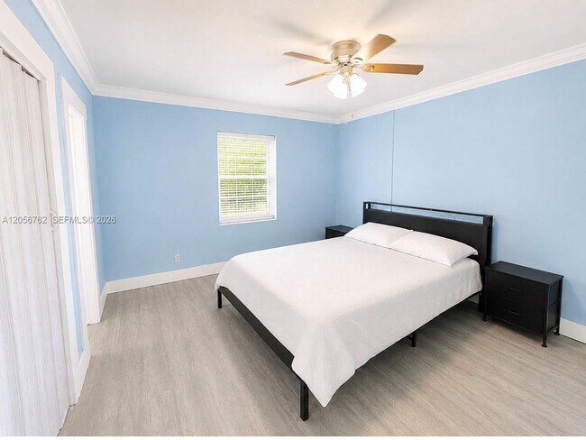 Foto del edificio - 3461 Charleston Blvd