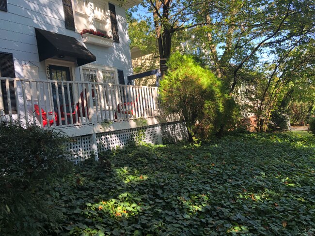 Building Photo - 206 Drexel Ave