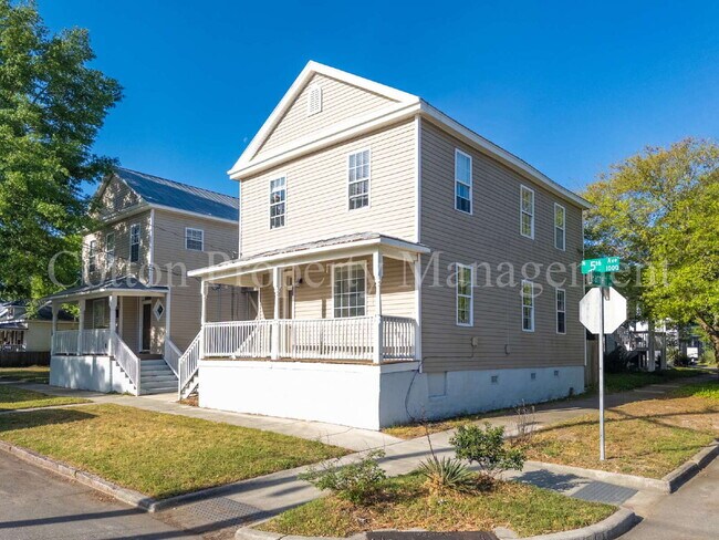 Foto del edificio - 2BR/1BA Apartment in Downtown Wilmington - Near Brooklyn Arts District - $1,400/Monthly - Pet Fri...