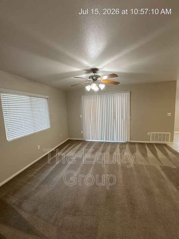 Foto del edificio - 2918 N Terrace St