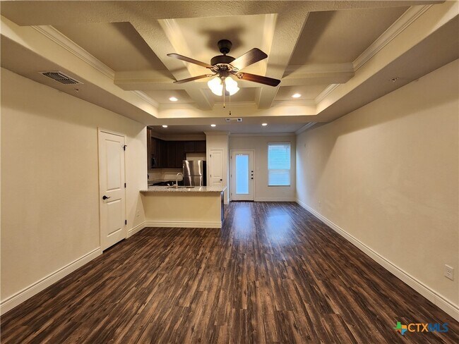 Foto del edificio - 340 Untermaier St