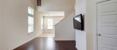 Foto del edificio - 18403 Mammoth Cave Blvd