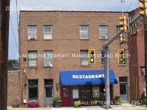 Building Photo - 202 S Main St