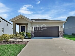 Building Photo - 1049 Walden Pond Dr