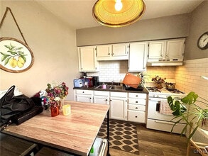 Building Photo - 31 Washington St Building Photo - 31 Washington St