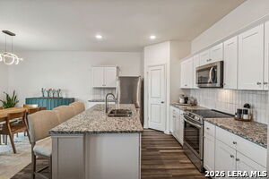 Building Photo - 5822 Lilac Lndg