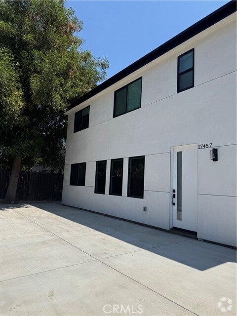 Building Photo - 17457 Bullock St