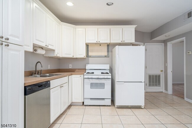 Foto del edificio - 250 High St