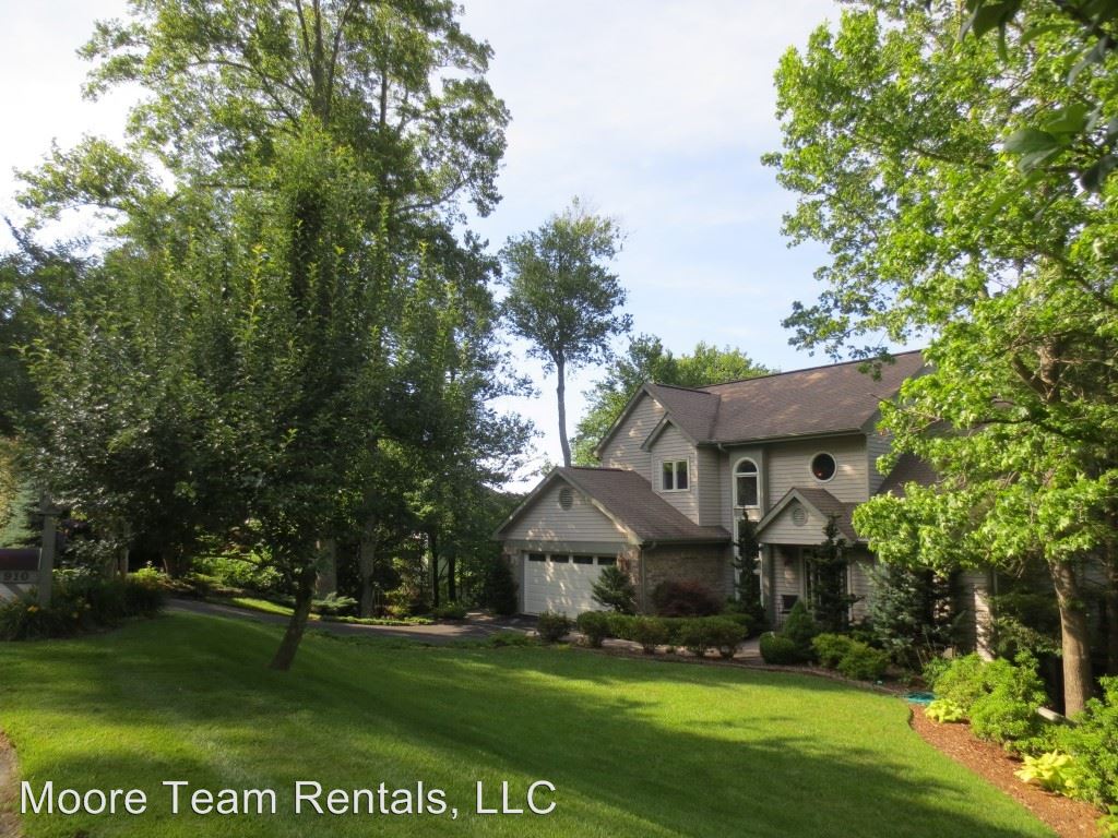 Foto principal - 910 Sunlight Ridge Dr