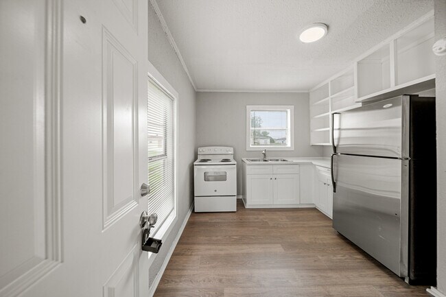 Foto del edificio - 1723 W 5th St