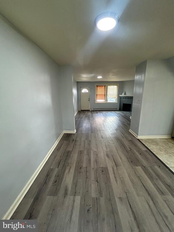 Foto del edificio - 5838 Crittenden St
