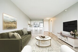 Building Photo - Chestnut Hill Tower