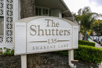 Shutters Apartments photo'