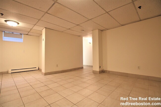 Foto del edificio - 1160 Commonwealth Ave