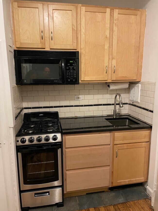 Foto del edificio - 430 E 85th St
