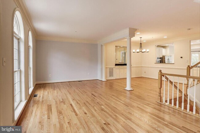 Foto del edificio - 6402 Spring View Pl