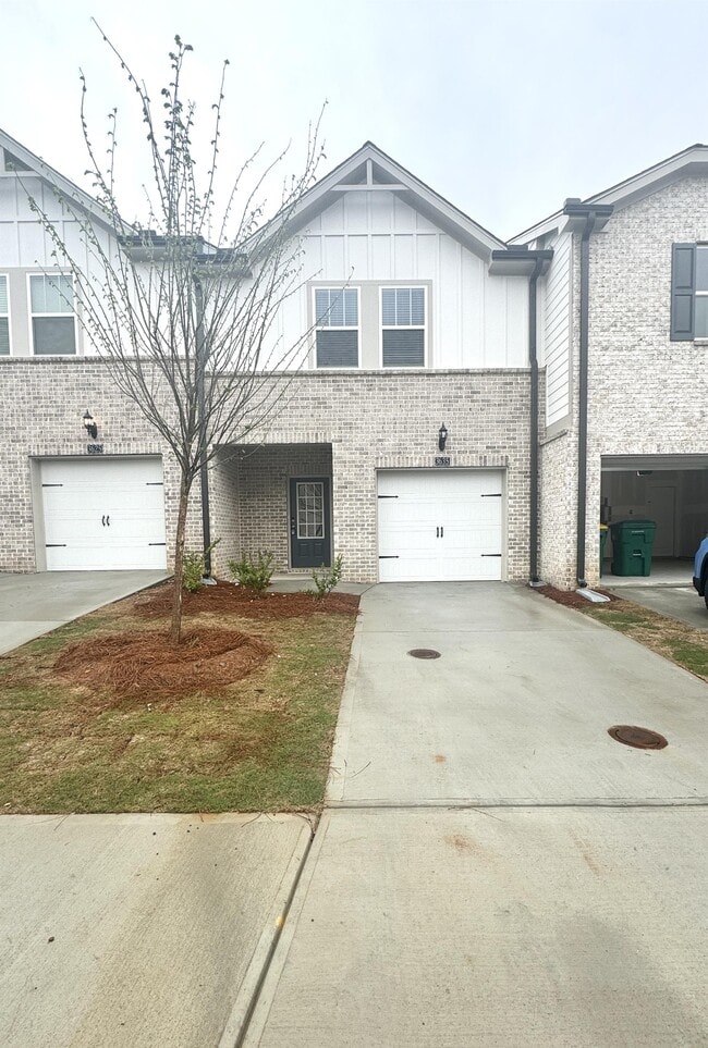 Foto del edificio - 3635 Shore Wood Ave