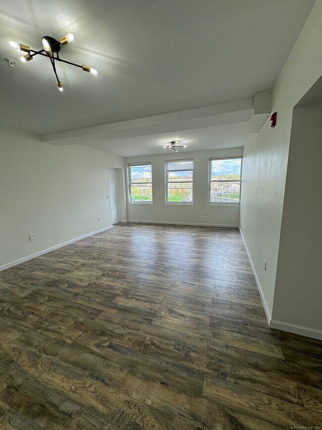 Foto del edificio - 61 Colony St