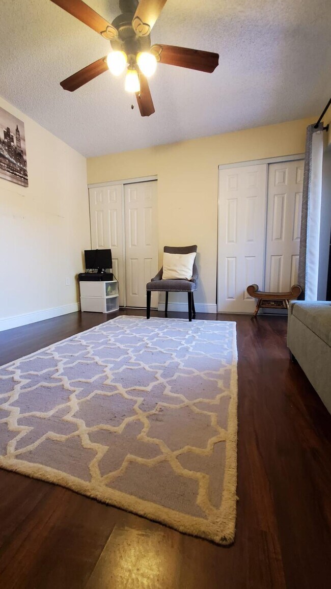 Foto del edificio - 2116 Praza Ln