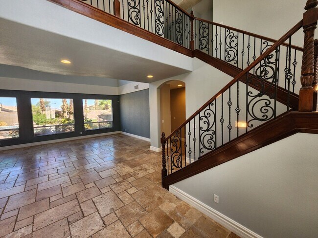 Foto del edificio - Beautifully Upgraded Southern Highlands Ga...
