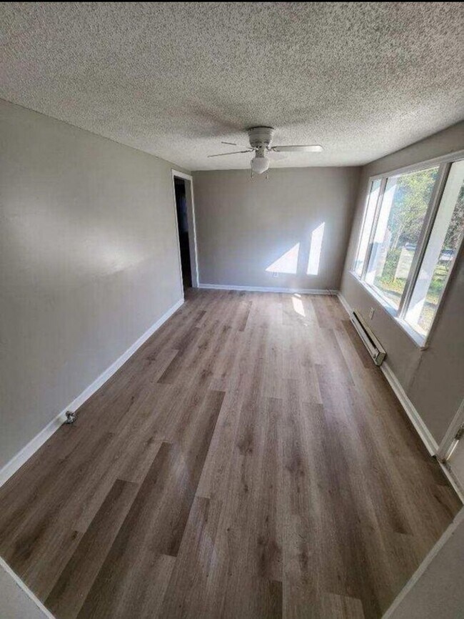 Building Photo - 3bd/1ba single-level home near downtown Columbia