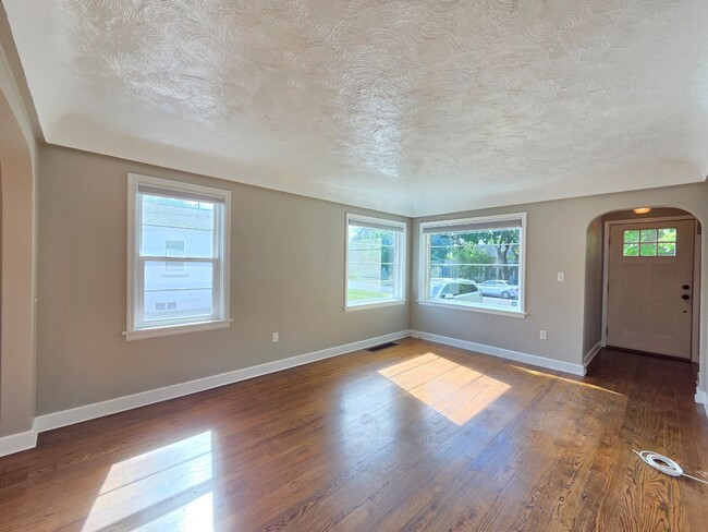 Foto del edificio - 11317 E 4th Ave