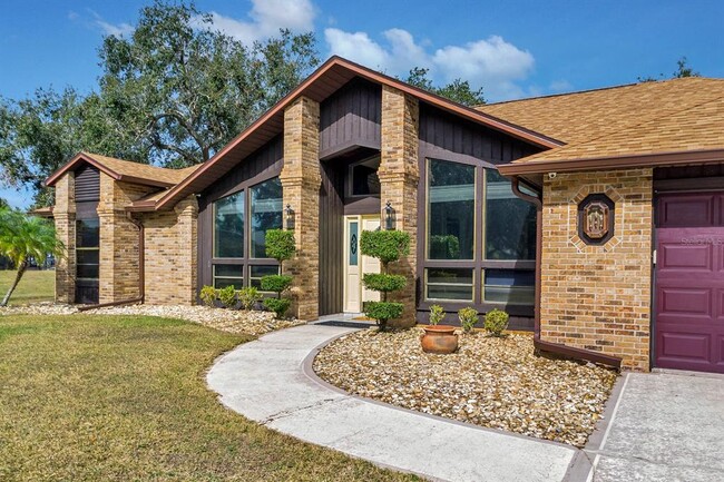 Foto del edificio - 3251 Pinewood Ct