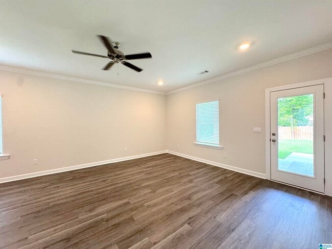 Building Photo - 1728 Windsor Hl Ln