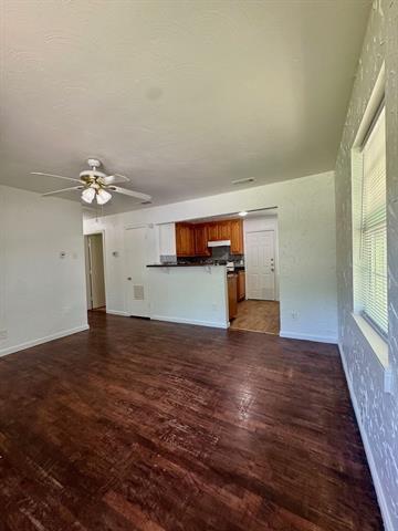 Foto del edificio - 2132 Potter Ln