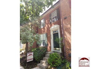 Building Photo - 9396 Penrose St