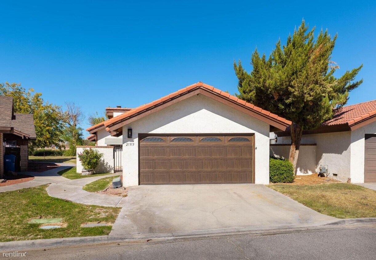 Foto principal - 2 br, 2 bath House - 21317 Conklin Ct