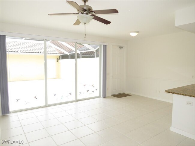 Foto del edificio - 6198 Towncenter Cir